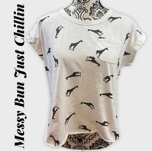 Messy Bun Just Chillin white and black Giraffe Print Tee